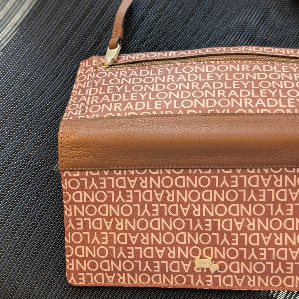 Radley Wallet - Picture 3 of 4